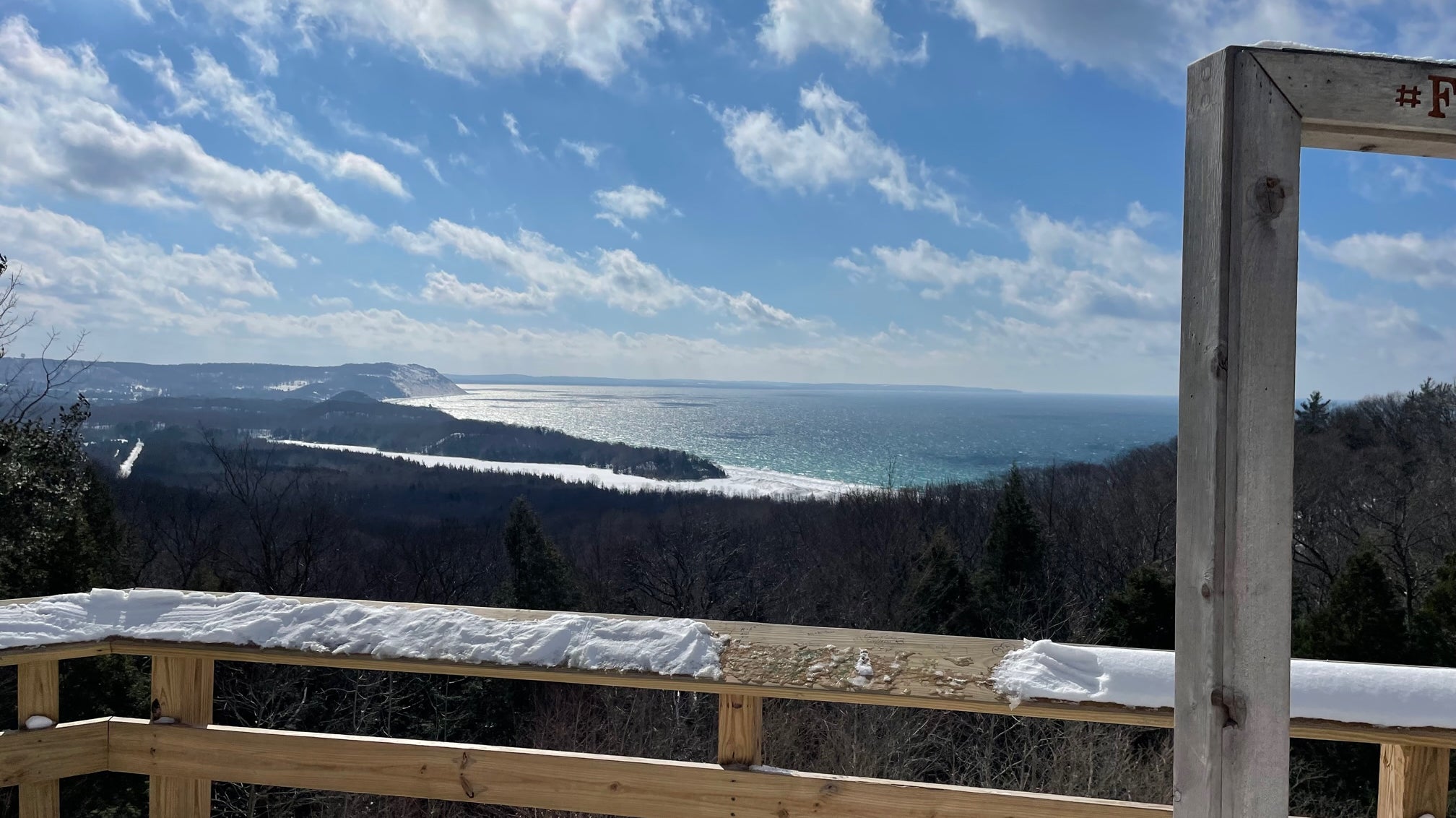 The peaceful season/the busy season